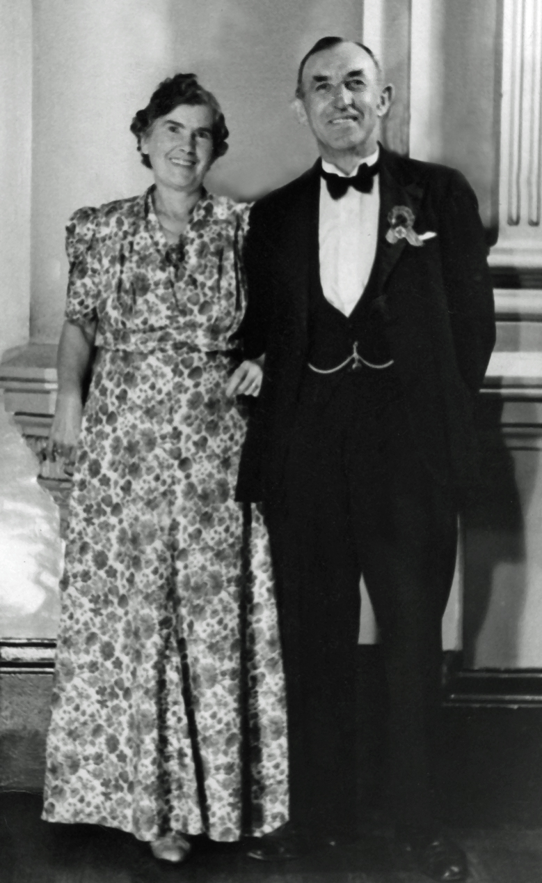 Agnes_and_John_McDowall_Agnes_says_Taken_at_Scottish_Ball_in_Sydney._Would_you_think_I_was_60_years_of_age_in_a_fortnight.jpg Agnes_and_John_McDowall_Agnes_says_Taken_at_Scottish_Ball_in_Sydney._Would_you_think_I_was_60_years_of_age_in_a_fortnight.jpg