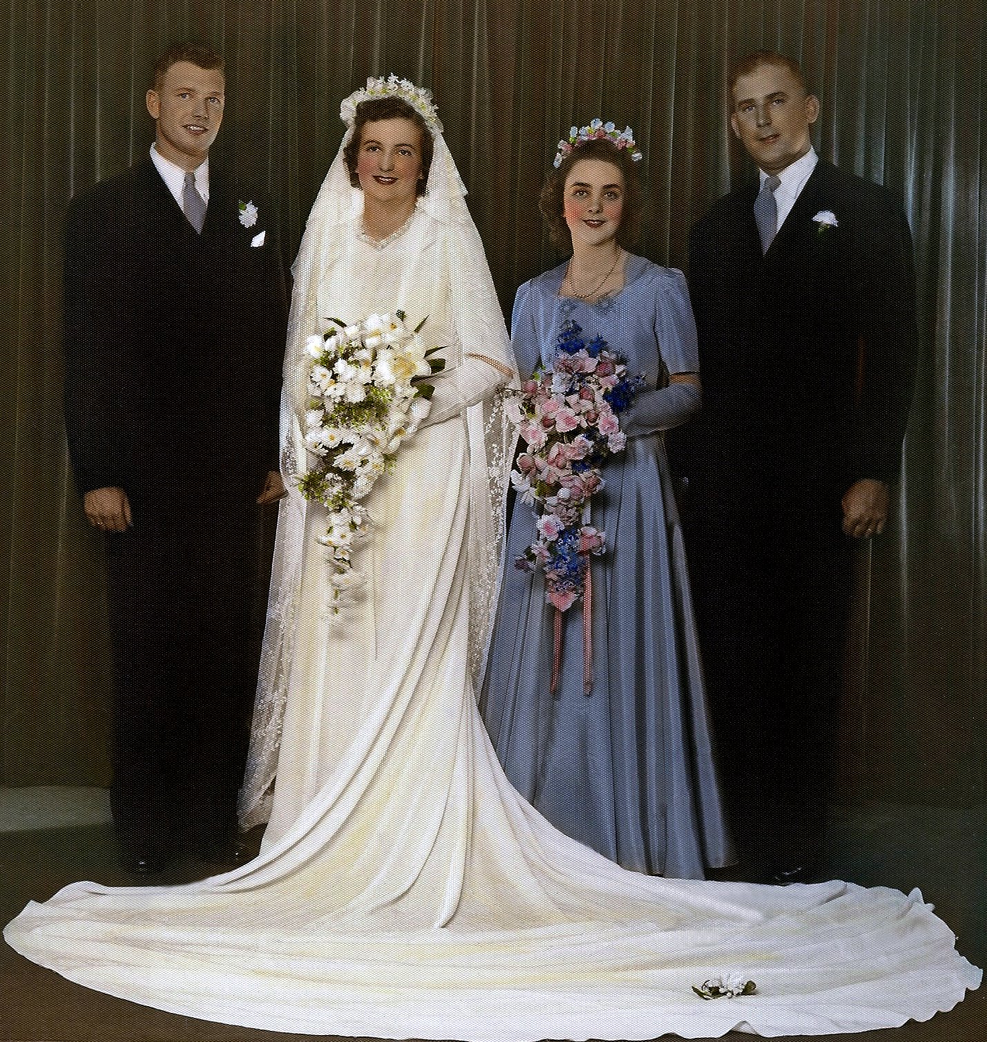 Bryian_&_HEather's_wedding,_with_Pat_Jones_and_Ian_Cranston_(7.12.1946)2.jpg