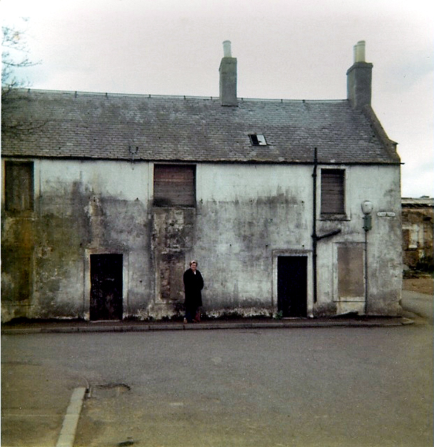 Heather_outside_Cranston_home,_Haddington_(1972).jpg