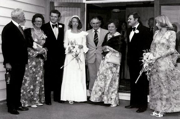 S&H_Wedding_-_Bryian,_Helen's_mother_Pat,_Stuart,_Helen,_Helen's_Uncle_Beach_Bosomworth,_Heather,_Ken_and_Helen's_sister_Janet.jpg S&H_Wedding_-_Bryian,_Helen's_mother_Pat,_Stuart,_Helen,_Helen's_Uncle_Beach_Bosomworth,_Heather,_Ken_and_Helen's_sister_Janet.jpg
